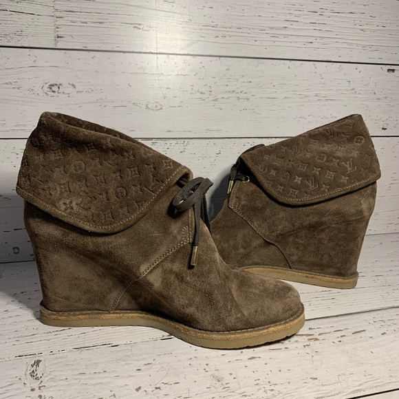 Louis Vuitton heeled wedge booties size 38.5 - Picture 2 of 7